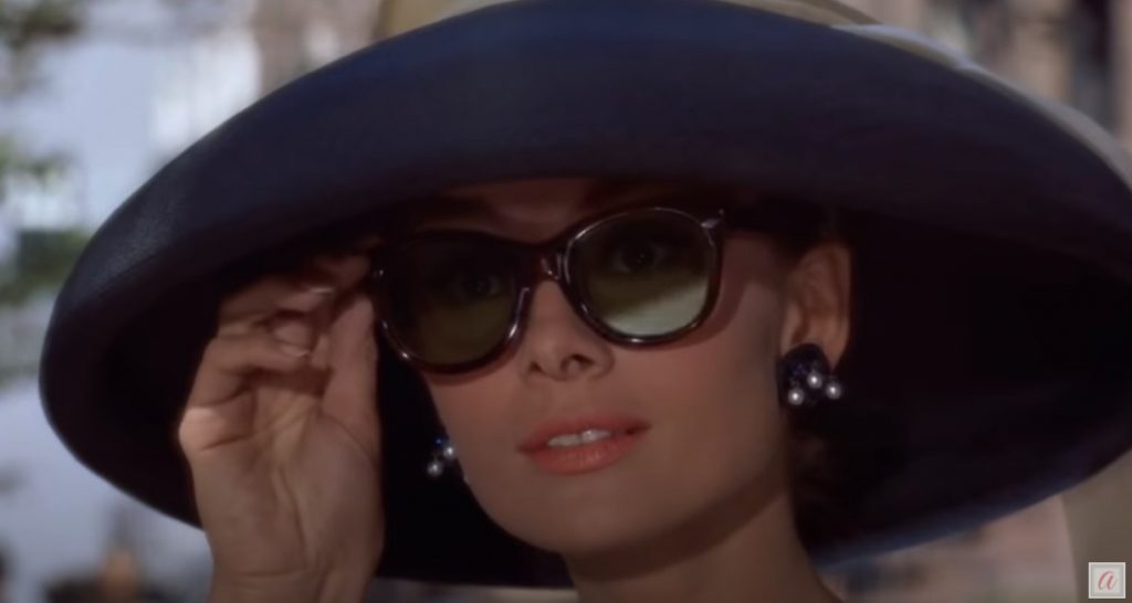 Audrey hepburn napszemüvegben