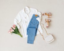 Blue,jeans,,white,shirt,,heeled,sandals,,bag,with,chain,strap,