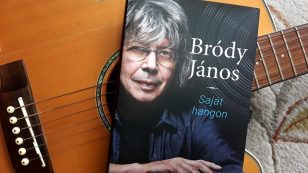 Bródy János, könyv, gitár, Saját hangon