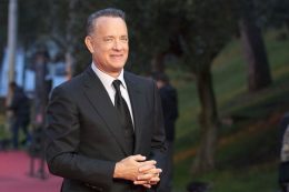 Tom Hanks, öltöny, elegancia