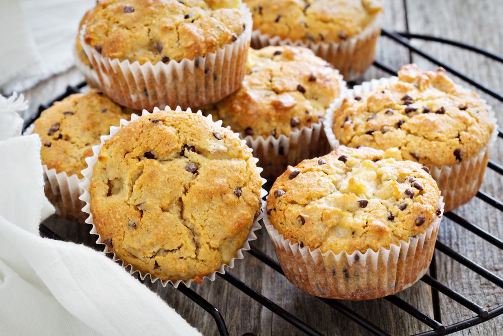 Gluten,free,almond,and,oat,muffins,with,apple,and,chocolate