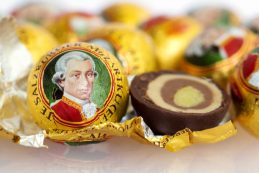 Mozart-csokigolyó, eltűnt brandek nyomában