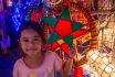fülöp szigeteki kislány lámpás