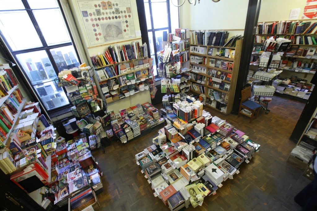 Könyvudvar budapest könyvesbolt