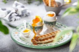 Meddig kell főzni a tojást, ha lágytojást szeretnénk?