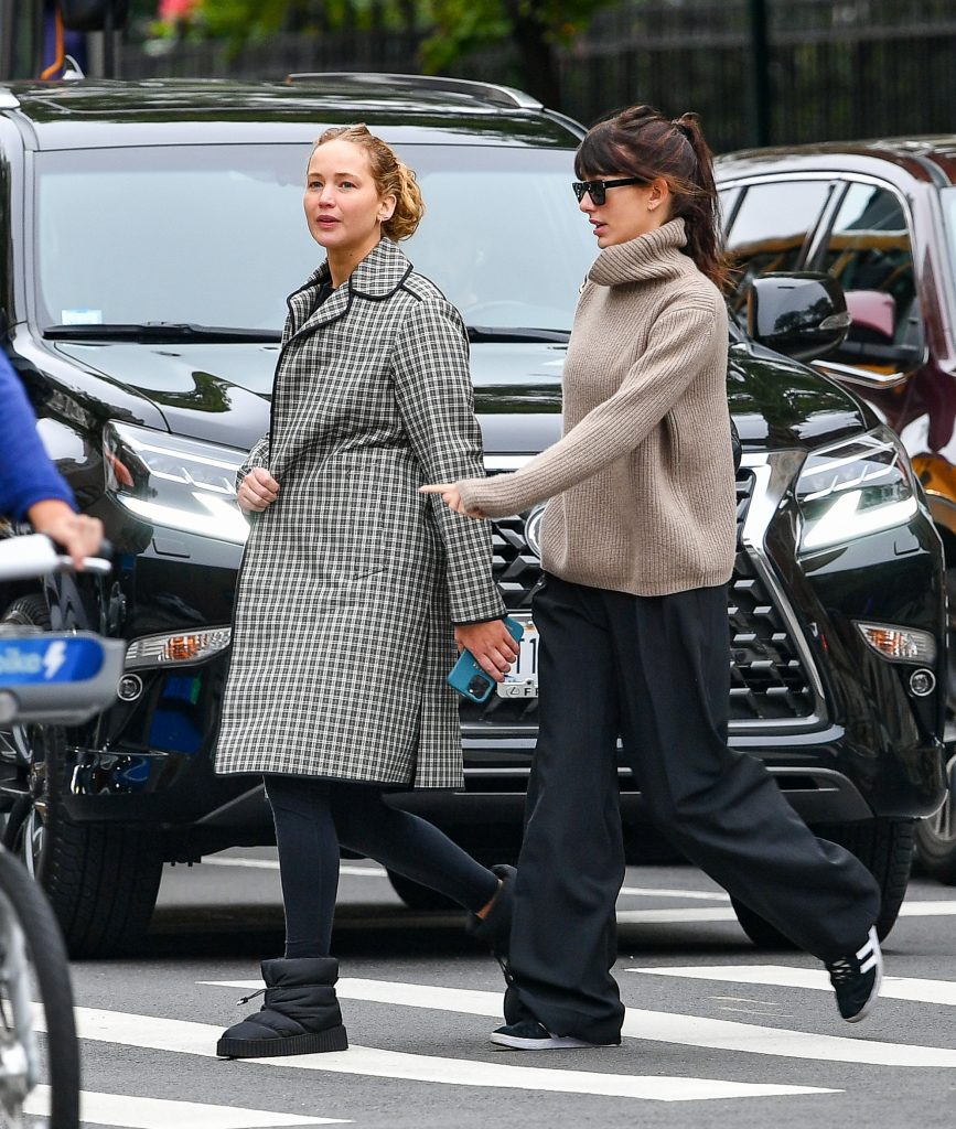 Jennifer Lawrence és Camila Morrone
