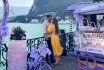 Newlyweds Jennifer Lopez And Ben Affleck Sharing A Kiss On Their Honeymoon In Italy