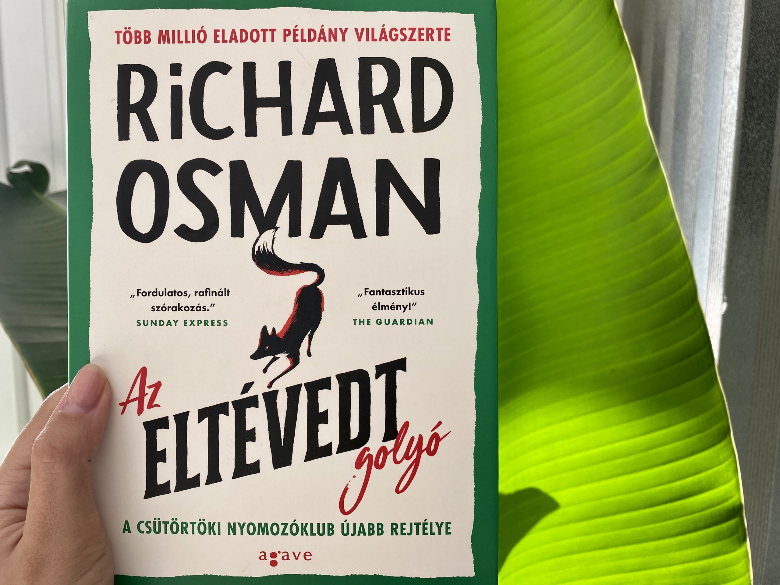 Richard Osman könyvről könyvre jobb – Az eltévedt golyó kilép Ms. Marple árnyékából és saját jogán is szórakoztató
