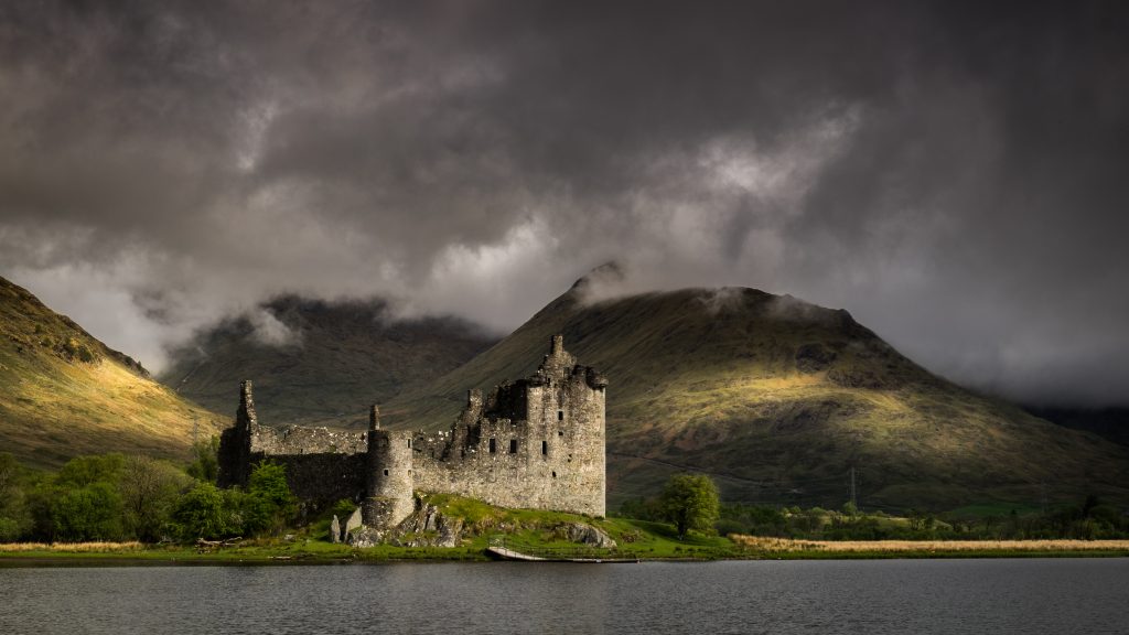 Skóciában nyolc vár van, amelyek között van már-már kísérteties is