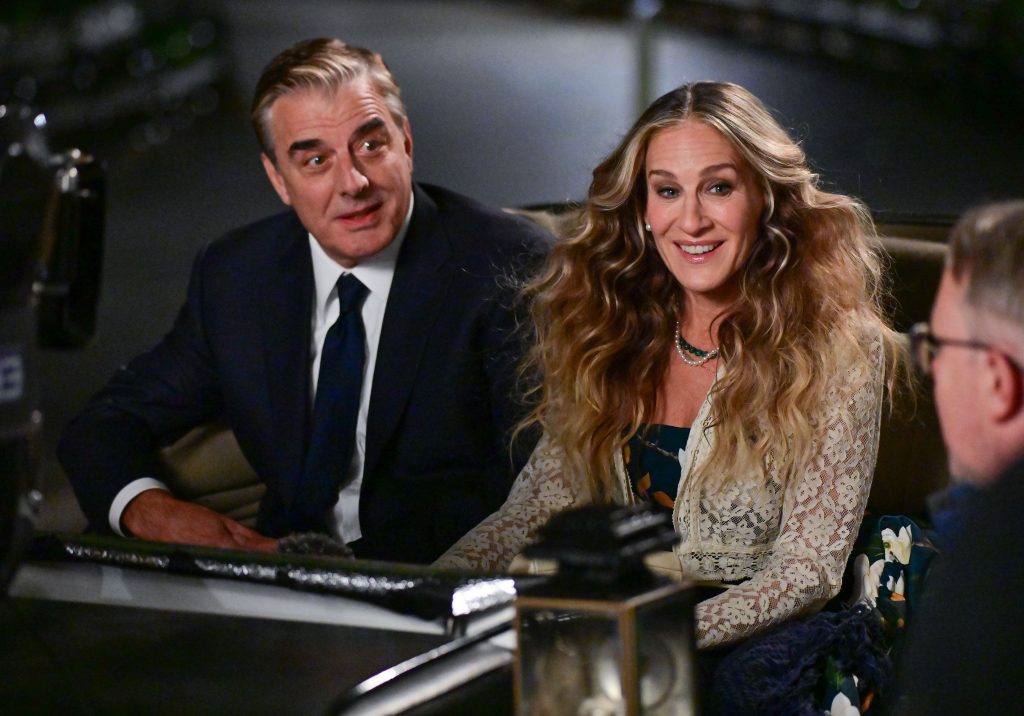 Chris Noth kitálalt: ezért szakadt meg a kapcsolata Sarah Jessica Parkerrel 3 Chris Noth