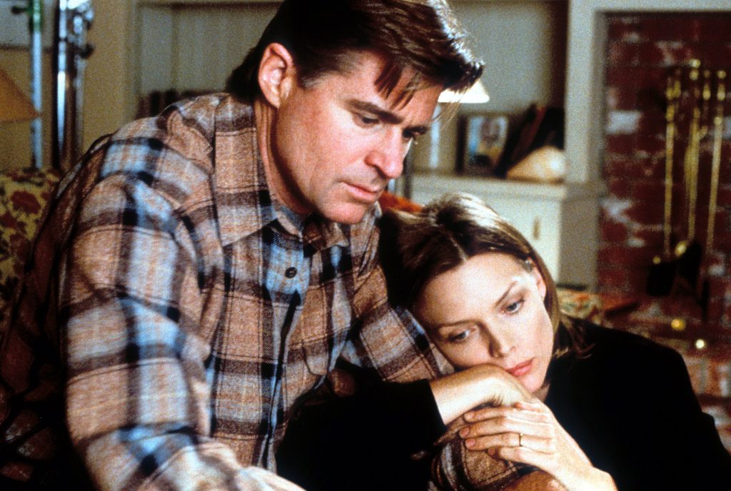 Treat Williams And Michelle Pfeiffer In 'the Deep End Of The Ocean'
