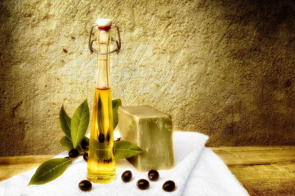 Ez lenne az oka, amiért a fekete olívabogyó a legtökéletesebb snack a menopauza után 2 Az olívaolaj pozitív hatásai már eddig is ismertek voltak / Kép forrása: Pixabay