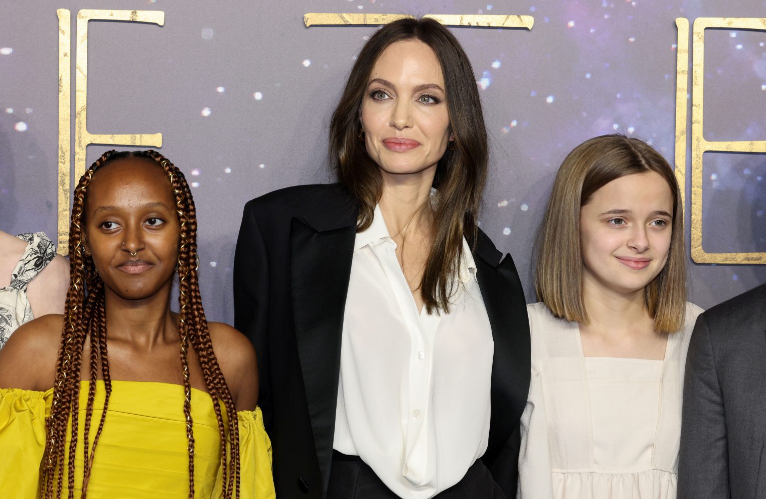 angelina-jolie-15-ves-l-ny-val-dolgozik-egy-tt-color