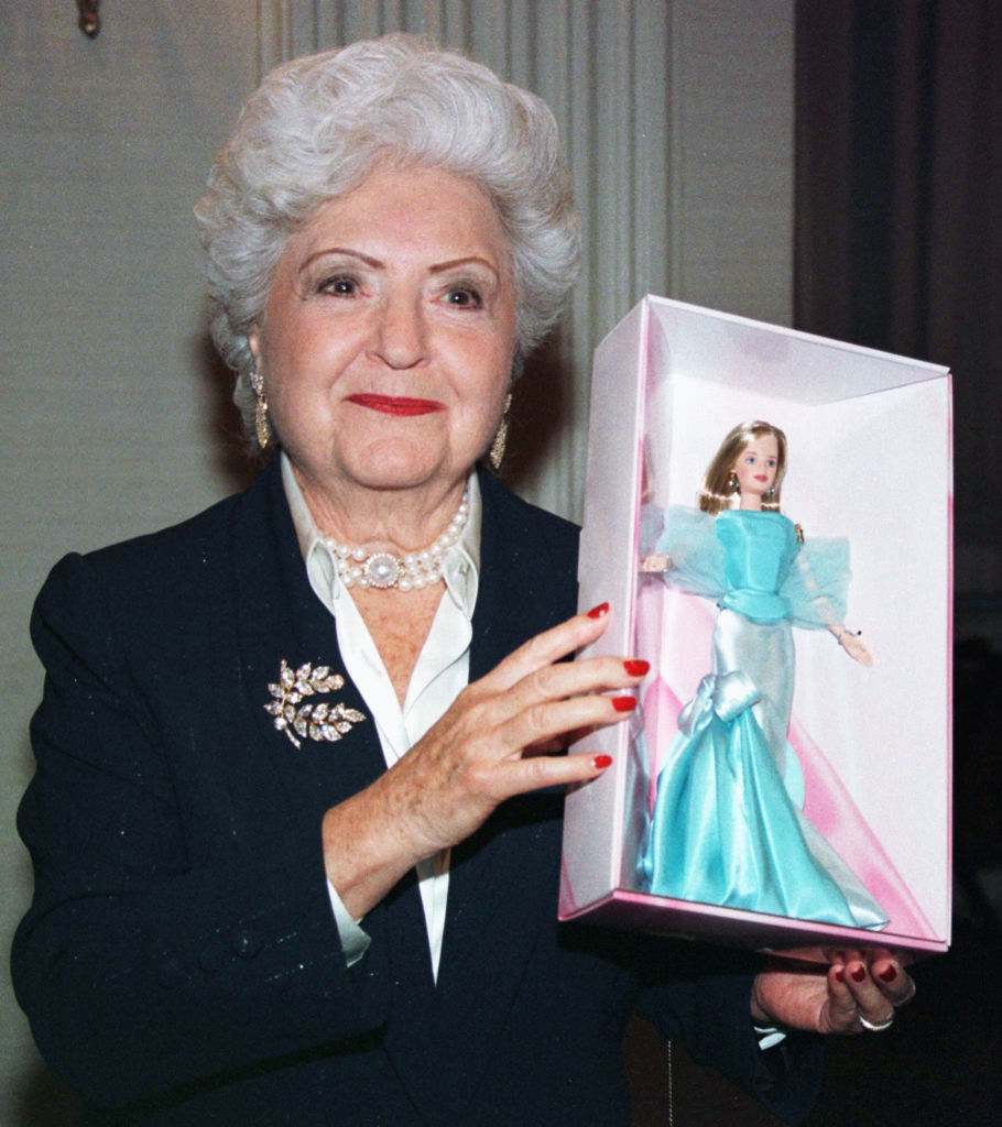 Fordulatos karrier utat tudhat magáénak Ruth Handler, a Barbie tervezője