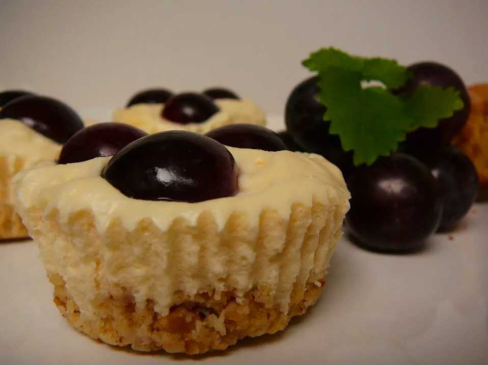 A tortácskák valójában muffinok, amiket ízletes borhabkrém takar / Fotó: Hadarik Rita