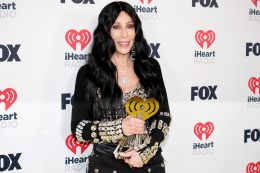 Cher az ikonoknak járó díjat vehette át / Kép forrása: Jeff Kravitz / Getty Images