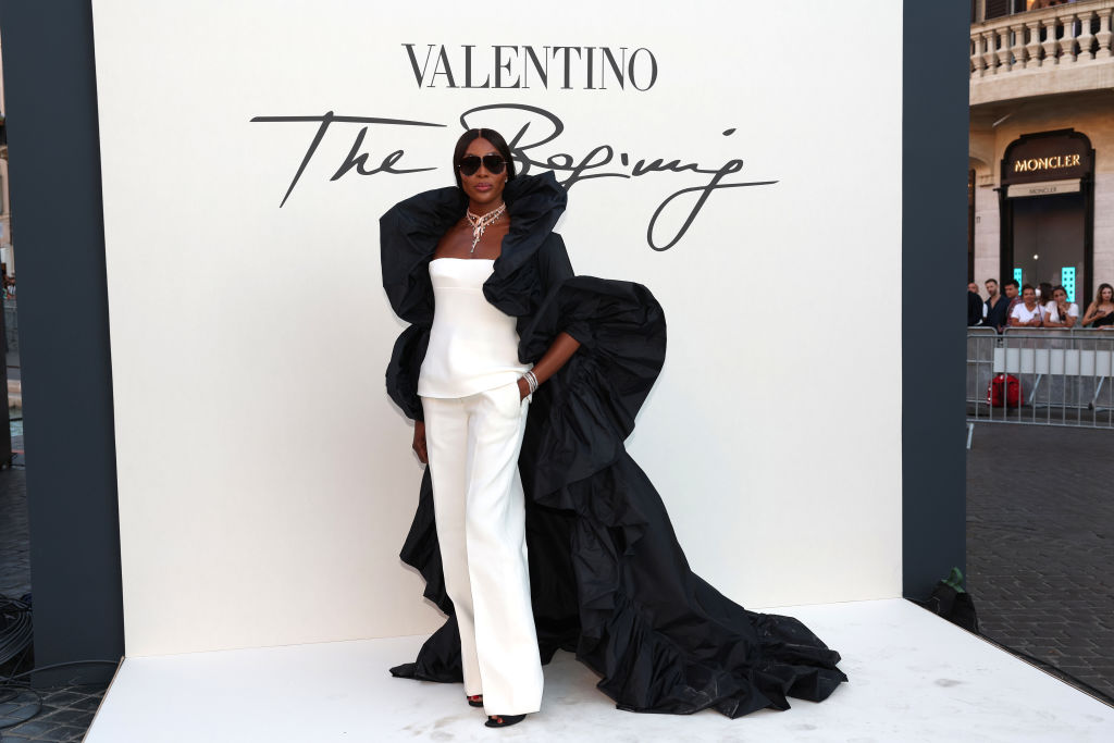 Valentino Haute Couture Fall/winter 22/23 Arrivals