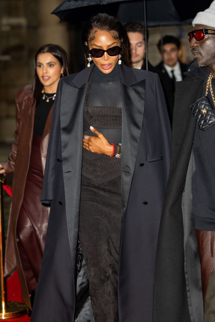 “vivier Op Tical” Paris Fashion Week Womenswear Fall/winter 24/25 Roger Vivier Outside Arrivals