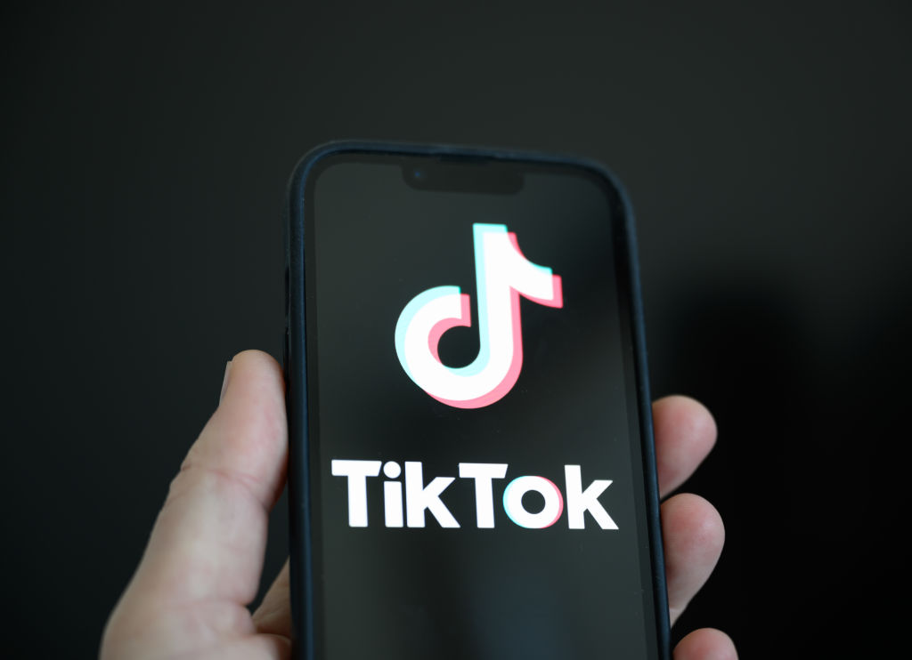 A bögrés lány Tiktok