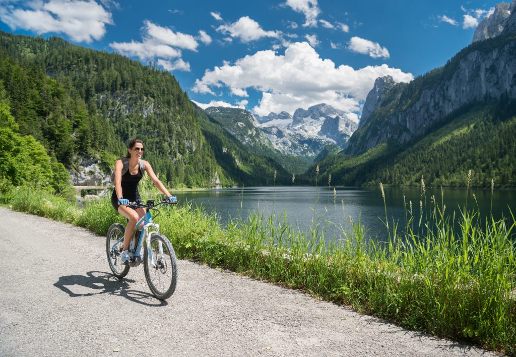 A Gosau-tó partja varázslatos látvánnyal kecsegtet / Kép forrása: 4FR / Getty Images