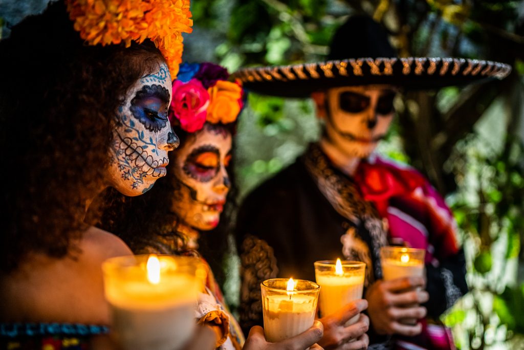 Mexikóban is van Halottak napja, csupán sokkalta bohémebb keretek közt, az élet ünneplésével zajlik / Kép forrása: FG Trade Latin / Getty Images