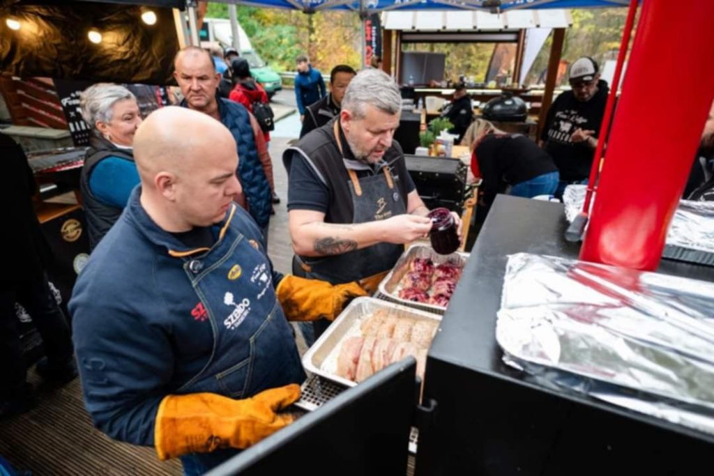 Csejtei Tamás munka közben