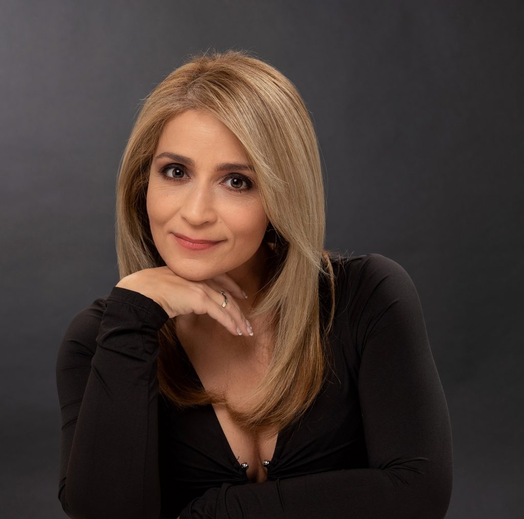 Nádasi Veronika: „Az emberi boldogság egyik alapja, ha az ember olyan munkát tud végezni, amit valójában nem érez annak, és kiteljesedhet benne” 2 Nadasi Veronika Hello Barbra Foto Horvath Barna2
