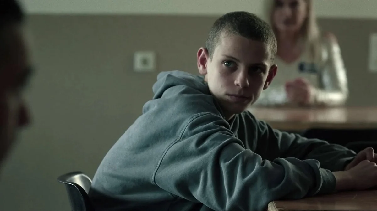 A Kamaszok sikere után most a Rosszfiú lett a Netflix kedvenc szériája - KRITIKA 1 Rosszfiú