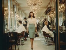 U1637156832 Full Color Photo. Pleased Elegant Lady Wearing A D4cd7691 B293 4a5d 801f F1941b45833e 0
