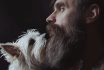 U1637156832 Bearded Man And Dog Ar 43 V 6.1 0ef50a43 E058 4f9b 82d3 E2b11d890286 0