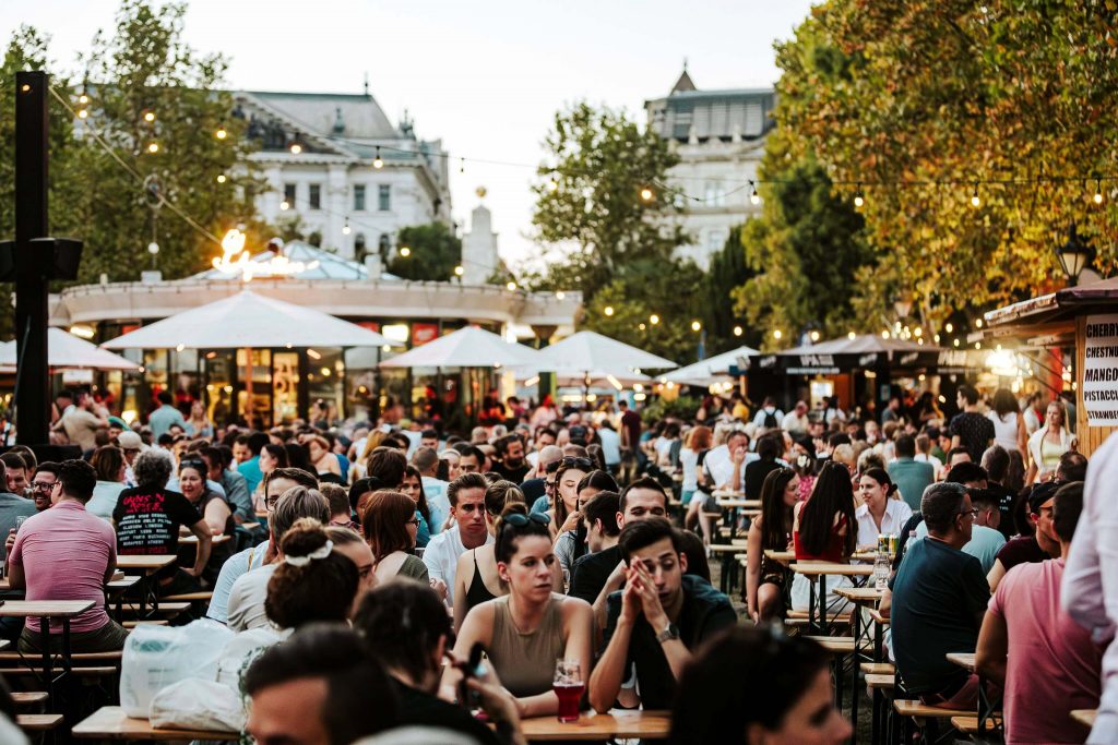 Sörünnep a Szabadság téren – újra itt a Belvárosi Sörfesztivál! (X) 1 Spar x belvarosi Sorfesztival 2025