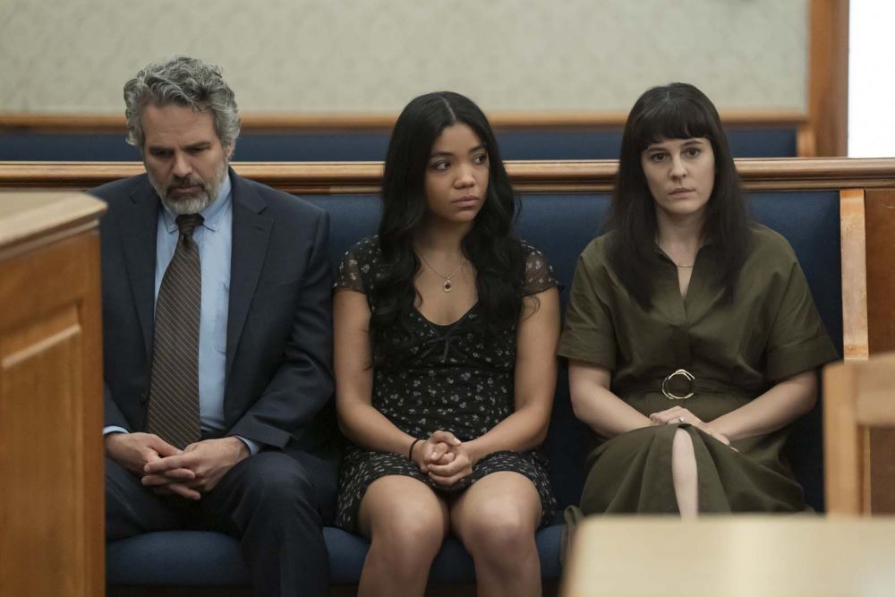 A megbízás az HBO Max egyik legjobb minisorozata lett - KRITIKA 1 megbízás