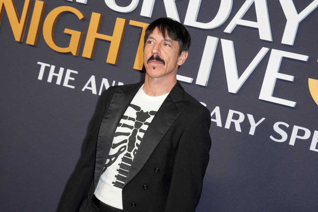 4 sztár, akik Mindenszentekkor és 3, aki Halottak napján születtek 1 Sztár születésnap