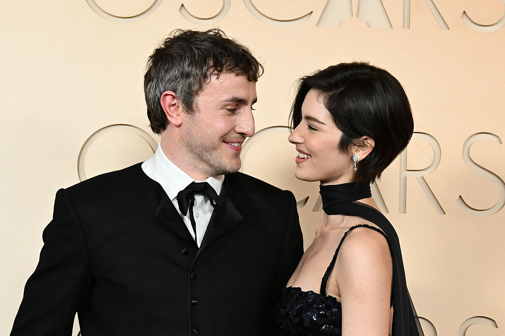 Szerelmek a reflektorfényben: a 2026-os Oscar-gála legédesebb sztárpár-pillanatai 4 Oscar párok