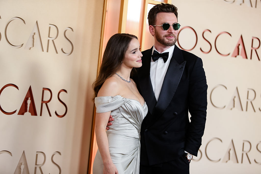 Szerelmek a reflektorfényben: a 2026-os Oscar-gála legédesebb sztárpár-pillanatai 2 Oscar párok