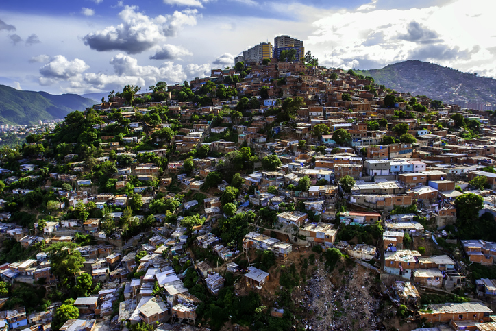 Veszélyes ország egyedül