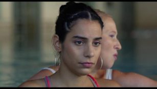 Mv5bzgqxzwi4odqtztu2mi00ndizltg0zmetodrjy2ywzdq3ngflxkeyxkfqcgc@. V1 Fmjpg Ux1000 