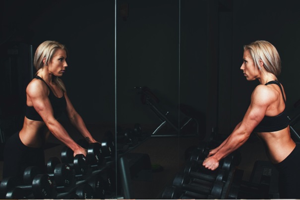 Amennyiben a diétát és a mozgást túlzásba visszük, menopauzához hasonló tüneteink jelentkezhetnek / Kép forrása: Pexels