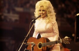 Dolly Parton elhunyt