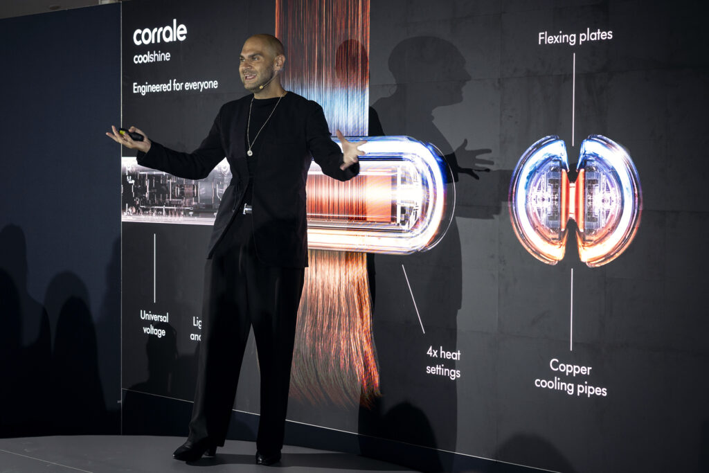A Dyson CameraJet™ a középpontban: a Dyson Athénban mutatta be legújabb mérnöki innovációit (x) 2 15