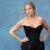 Sienna Miller fekete estélyiben