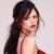 Jenna Ortega cherry cola hajszínnel